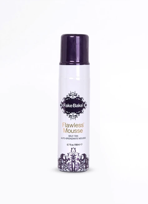 Fake Bake® Flawless Mousse - samoopalacz w piance z rękawicą do aplikacji o wartości 39zł w zestawie (198ml)